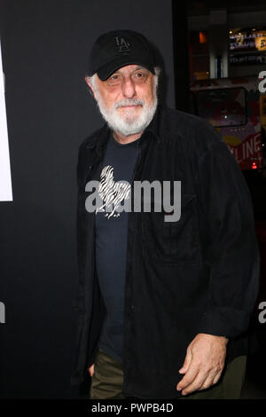 Oktober 17, 2018 - Hollywood, Kalifornien, USA - 17. Oktober 2018 - Hollywood, Kalifornien, USA - NICK CASTLE stellt bei Ihrer Ankunft für Universal Pictures Premiere von 'HALLOWEEN' an der Chinese Theater. (Bild: © Alexander Seyum/ZUMA Draht) Stockfoto