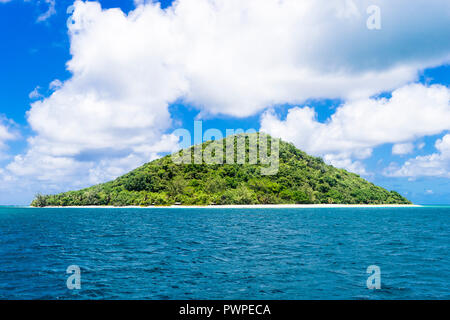 Blick auf die Insel Petit-St-Vincent, Saint Vincent und die Grenadinen Kleine Antillen, West Indies, Windward Islands, Karibik, Zentral- und Lateinamerika Stockfoto