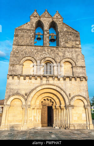 Frankreich, Gironde, Saint-Emilion region, Kirche Saint-Jean-Baptiste de Lalande-de-Pomerol Stockfoto