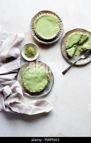 Glutenfreie matcha Creme Torte Stockfoto