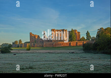 Schloss Kenilworth, Warwickshire Anfang Herbst morgen Landschaft Szene Stockfoto