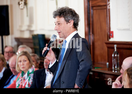 Adam Zamoyski den Oldie literarische Mittagessen 16.10.18. Stockfoto