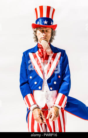 Uncle Sam in Handschellen. Eine konzeptionelle geschossen, die Korruption der Regierung. Stockfoto