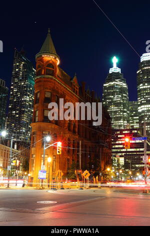 Gooderham Gebäude, auch bekannt als das Flatiron Building - historisches Bürogebäude bei 49 Wellington Street East in Toronto, Ontario, Kanada. Stockfoto