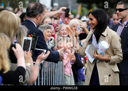 Die Herzogin von Sussex trifft auf Mitglieder der Öffentlichkeit an der Royal Botanic Gardens in Melbourne am dritten Tag des königlichen Paar Besuch in Australien. Stockfoto