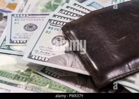 Hundert-Dollar-Scheine Stockfoto