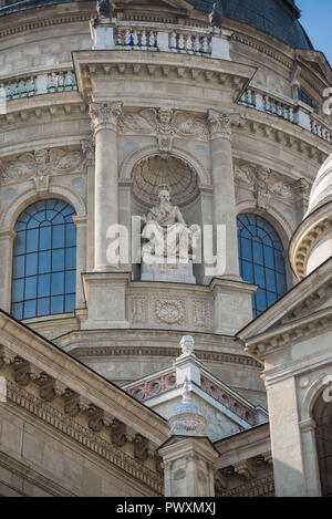 Budapest, Ungarn - 7 August, 2018: die Details von außen.St. Stephan Basilika Stockfoto