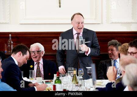 Andrew Roberts die Oldie literarische Mittagessen 16.10.18; Stockfoto