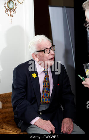 Barry Cryer die Oldie literarische Mittagessen 16.10.18. Stockfoto