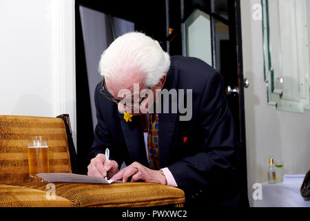 Barry Cryer die Oldie literarische Mittagessen 16.10.18. Stockfoto