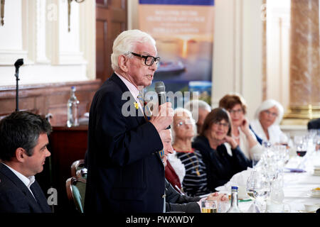 Barry Cryer die Oldie literarische Mittagessen 16.10.18. Stockfoto