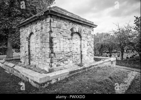 Der Payne Mausoleum an Newhill Park in Wath auf Dearne, in der Nähe von Rotherham in South Yorkshire. Stockfoto