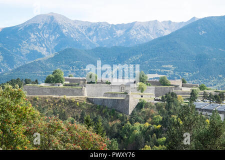 Zitadelle, und, fort, und, Stadt, Mauern, der, Mont Louis, UNESCO, Erbe, Standort, Pyrenäen Orietales, im Süden von Frankreich, Französisch, Europa, Europäischen, Stockfoto