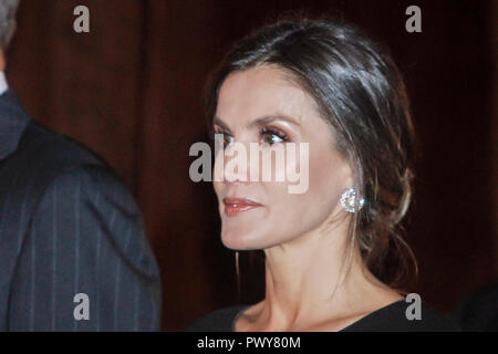 Oviedo, Spanien. Okt, 2018 18. König Felipe VI. von Spanien, der Königin Letizia von Spanien besetzten '27 musikalische Woche" Abschlusskonzert im Principe Felipe Auditorium während der "Prinzessin von Asturien Awards 2018" am 18. Oktober 2018 in Oviedo, Asturien, Spanien. Credit: Jimmy Olsen/Medien Punch *** Keine Spanien***/Alamy leben Nachrichten Stockfoto