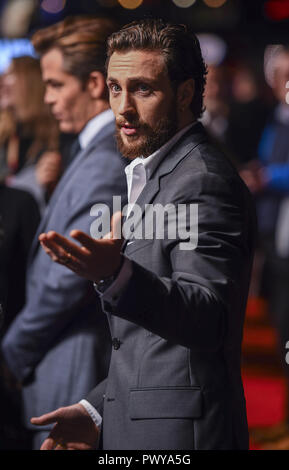 London, Großbritannien. 17 Okt, 2018. Aaron Taylor-Johnson besucht die Outlaw King' Premiere am BFI London Film Festival. Credit: Gary Mitchell/SOPA Images/ZUMA Draht/Alamy leben Nachrichten Stockfoto