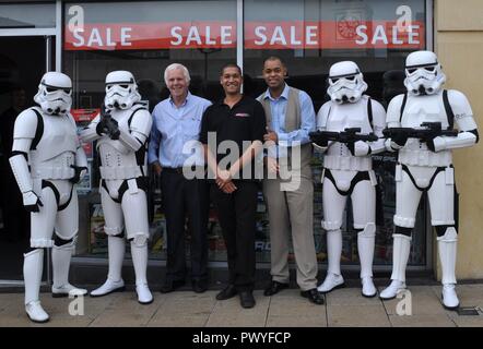 Birmingham, UK Star Wars Legende JEREMY BULLOCH besucht Comic Con Veranstaltung credit Ian Fairbrother/Alamy Stockfotos Stockfoto