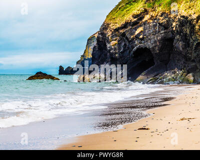 Blick auf Traeth Strand an der walisischen Küste in Ceredigion. Stockfoto