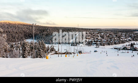 Schönen winter Blick in Finnland Berge, Ruka Stockfoto