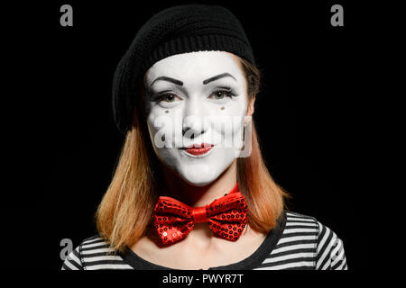 Weiblich mime auf Schwarz Stockfoto