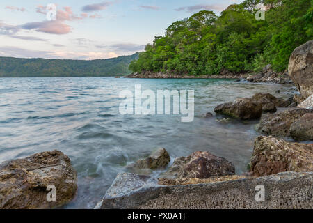 Apoyo Lagune in der Nähe von Granada und Masaya, Nicaragua, Mittelamerika Stockfoto