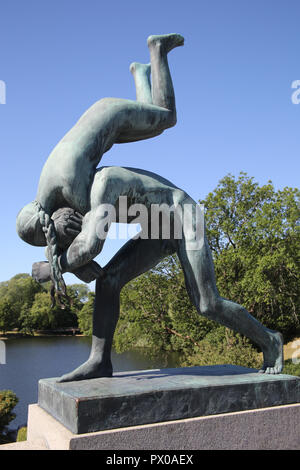 Vigeland Skulpturenpark, Fragner Park, Oslo, Norwegen. Der Park enthält das Lebenswerk des norwegischen Bildhauers Gustav Vigeland (1869 - 1943). Stockfoto