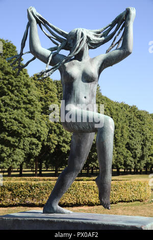 Vigeland Skulpturenpark, Fragner Park, Oslo, Norwegen. Der Park enthält das Lebenswerk des norwegischen Bildhauers Gustav Vigeland (1869 - 1943). Stockfoto