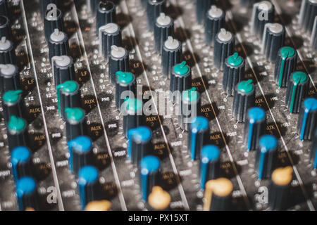 Studio Mixer Knöpfe - Musik, Sound Controller Stockfoto