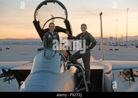 Original Film Titel: Captain Marvel. Englischer Titel: Captain Marvel. Jahr: 2019. Regie: RYAN FLECK; ANNA BODEN. Stars: BRIE LARSON; JEANNIE LEAVITT. Credit: MARVEL STUDIOS/Album Stockfoto