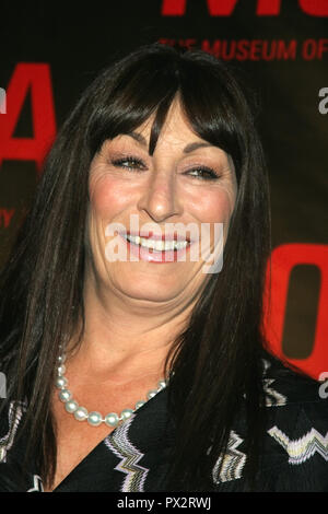 Anjelica Huston 05/19/06 Opening Night Gala Robert Rauschenberg @ MOCA Grand Avenue Ima Kuroda/HNW/PictureLux 19 Mai, 2006 Datei Referenz # 33686 082 HNWPLX Stockfoto