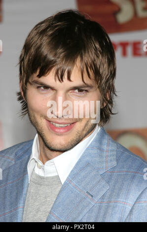 Ashton Kutcher 09/25/06 Open Season @ das Griechische Theater, Los Angeles Foto von Jun Matsuda/HNW/PictureLux 25. September 2006 Datei Referenz # 33686 125 HNWPLX Stockfoto