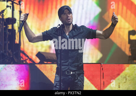 London, England. 19. Oktober 201, Enrique Iglesias führt in der O2 Arena, England. © Jason Richardson/Alamy leben Nachrichten Stockfoto