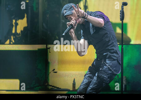 London, England. 19. Oktober 201, Enrique Iglesias führt in der O2 Arena, England. © Jason Richardson/Alamy leben Nachrichten Stockfoto