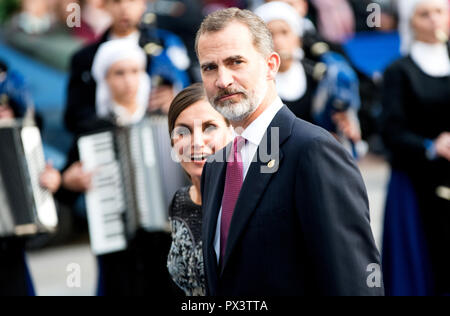 Oviedo, Spanien. 19. Oktober, 2018. Felipe VI. von Spanien kommt, um die Zeremonie der Prinzessin von Asturien Auszeichnungen in Campoamor Theater am 19. Oktober 2018 in Oviedo, Spanien. © David Gato/Alamy leben Nachrichten Stockfoto