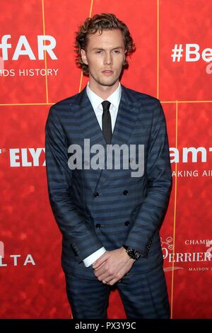 Los Angeles, CA, USA. Okt, 2018 18. Barron Hilton in der Ankunftshalle für amfAR Gala Los Angeles, Wallis Annenberg Center für Darstellende Künste, Los Angeles, CA 18. Oktober 2018. Credit: Priscilla Grant/Everett Collection/Alamy leben Nachrichten Stockfoto