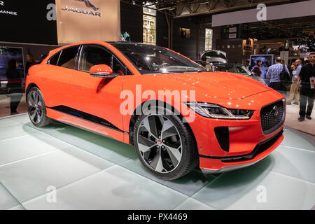 PARIS - Okt 2, 2018: Jaguar i-Pace Car auf der Paris Motor Show präsentiert. Stockfoto