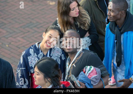 Die Teilnehmer der Jungen Welt Gipfel in Den Haag City die Niederlande 2018 Stockfoto