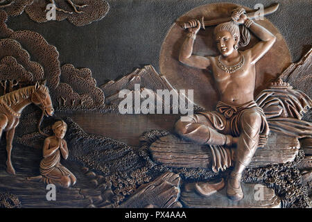 Linh Phong buddhistischer Tempel. Das Leben des Buddha. Weit von den Palast, den Prinzen Siddartha ausgetauscht seiner feinen Kleidung für Lappen und seine langen Haare schneiden. Dalat. V Stockfoto