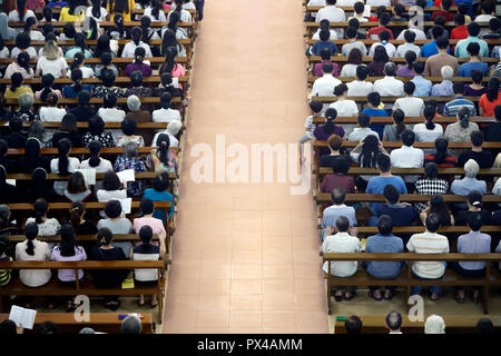 Gia Dinh Kirche. Heilige Woche. Katholische Messe. Karfreitag. Ho Chi Minh City. Vietnam. Stockfoto