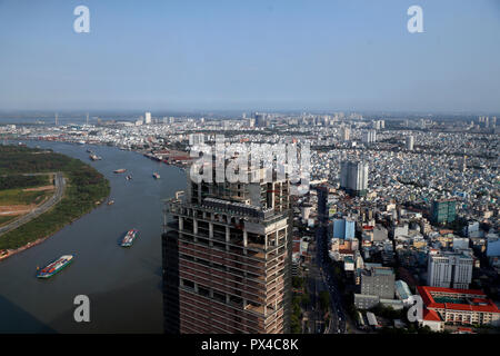 Saigon River und das Stadtbild von Ho Chin Minh Skyline. Saigon. Vietnam. Stockfoto