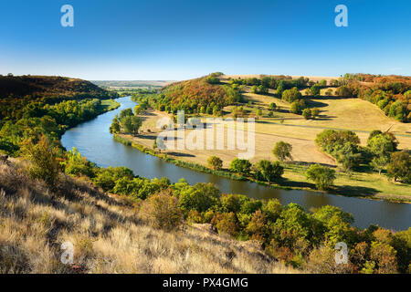 Saale, Herbst Landschaft, untere Saale Valley Nature Park Park, Sachsen-Anhalt, Deutschland Stockfoto