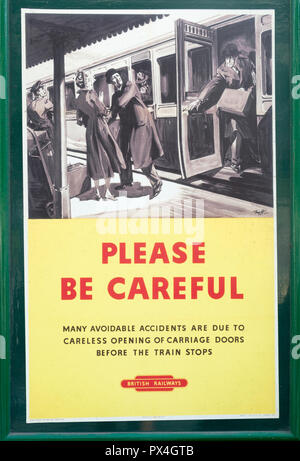 Vintage British Railways Eisenbahnsicherheit Poster, Swanage Railway Station, Dorset, England, Großbritannien Stockfoto