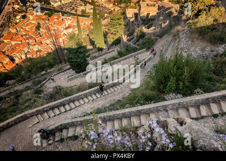 Der Weg bis zu der Festung in Kotor, Montenegro Stockfoto