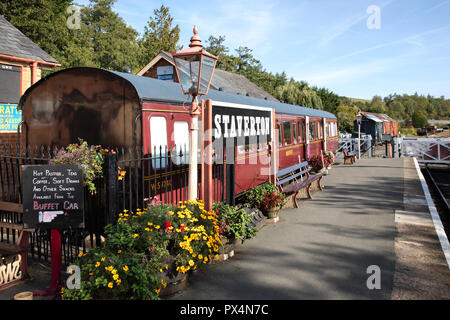 Staverton Station, auf der South Devon Railway Line (Museumsbahn). Stockfoto