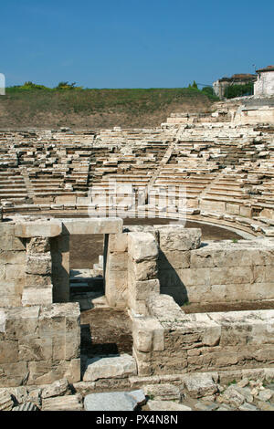 Antike Amphitheater in der archäologischen Zone von Larissa, Thessalien, Griechenland Stockfoto