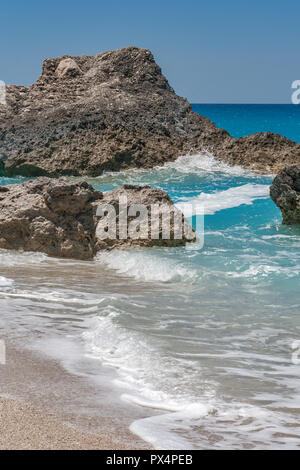 Marine von Megali Petra Beach, Lefkas, Ionische Inseln, Griechenland Stockfoto