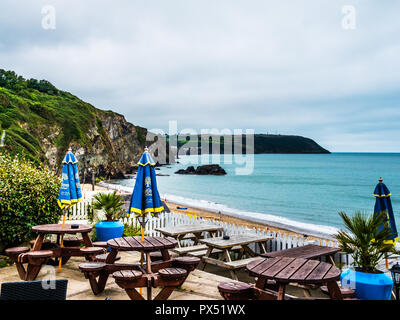 Blick vom Schiff Inn at Tresaith an der walisischen Küste in Ceredigion. Stockfoto