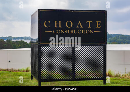 Mebane, NC, USA -9/23/18: Eine Baustelle Zeichen für CHOATE Bauunternehmen. Stockfoto