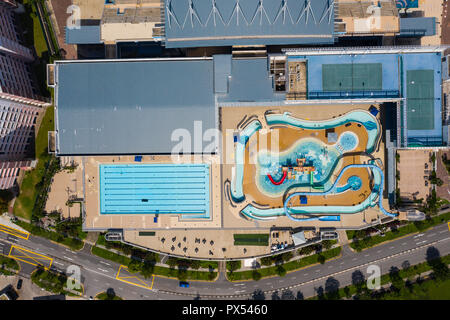 Schwimmbad und Wasserpark Design aus der Luftperspektive. Singapur Stockfoto