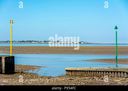 Blick auf Le Chateau d'Oleron von Fort Louvois, Charente Maritime, Nouvelle-Aquitaine, Frankreich Stockfoto