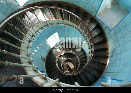 Wendeltreppe Leuchtturm von La Coubre (Phare de la Coubre), Charente Maritime, Nouvelle-Aquitaine, Frankreich Stockfoto